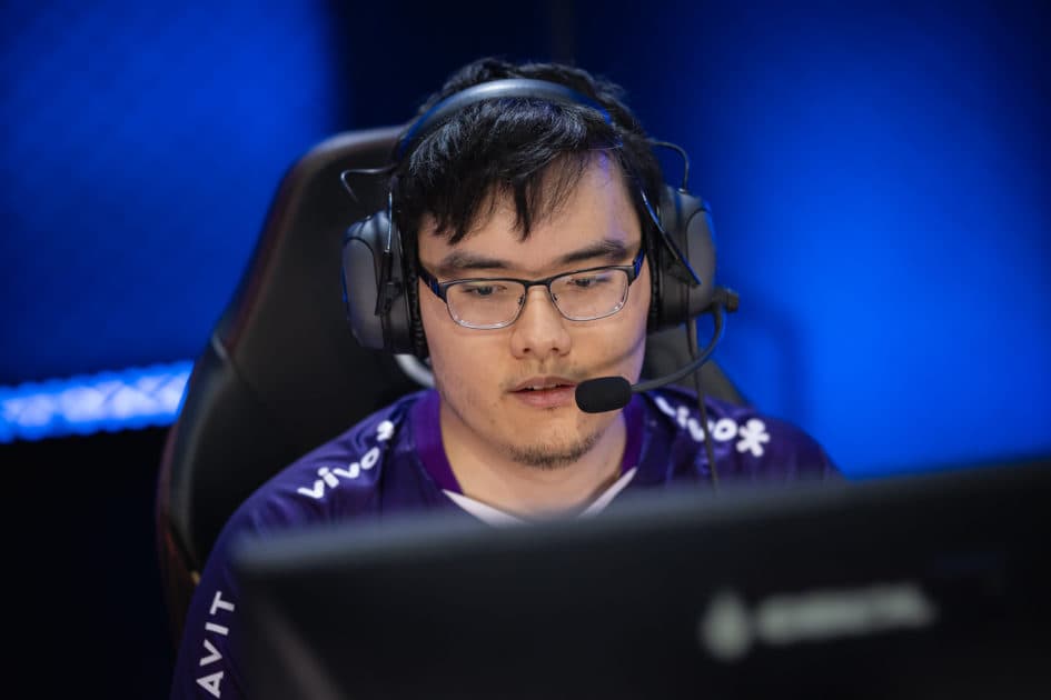 Leleko jogando na final do CBLOL 2024.