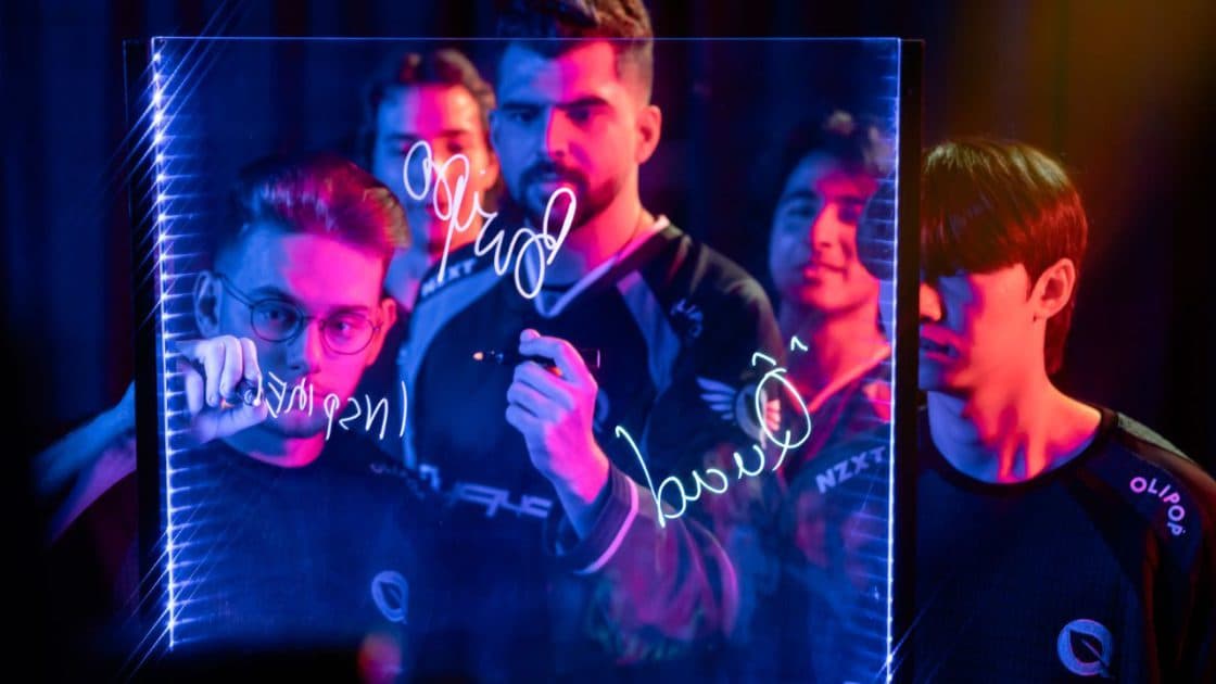 Time da Flyquest no MSI 2025