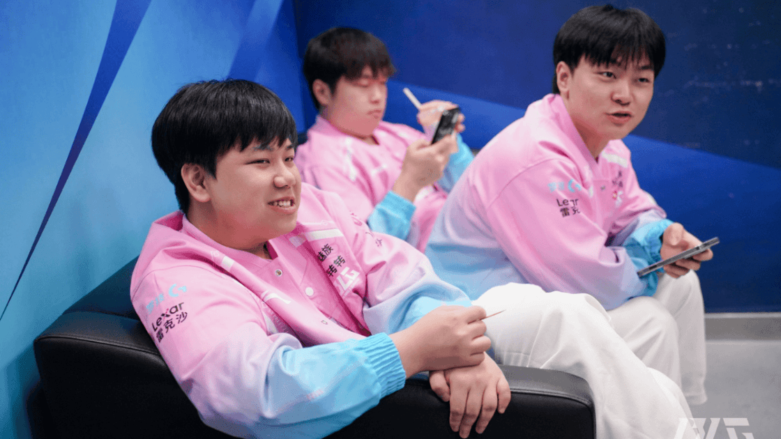 Foto de Shad0w, Beichuan e Bin na BLG.