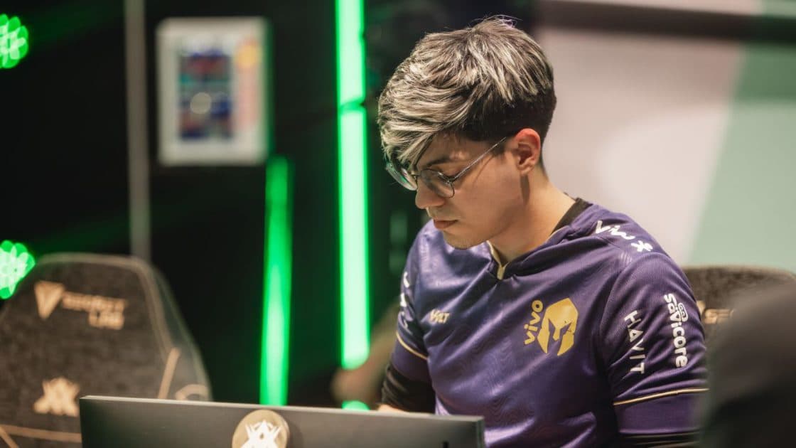 Na foto, Disamis, jungler da Vivo Keyd Stars